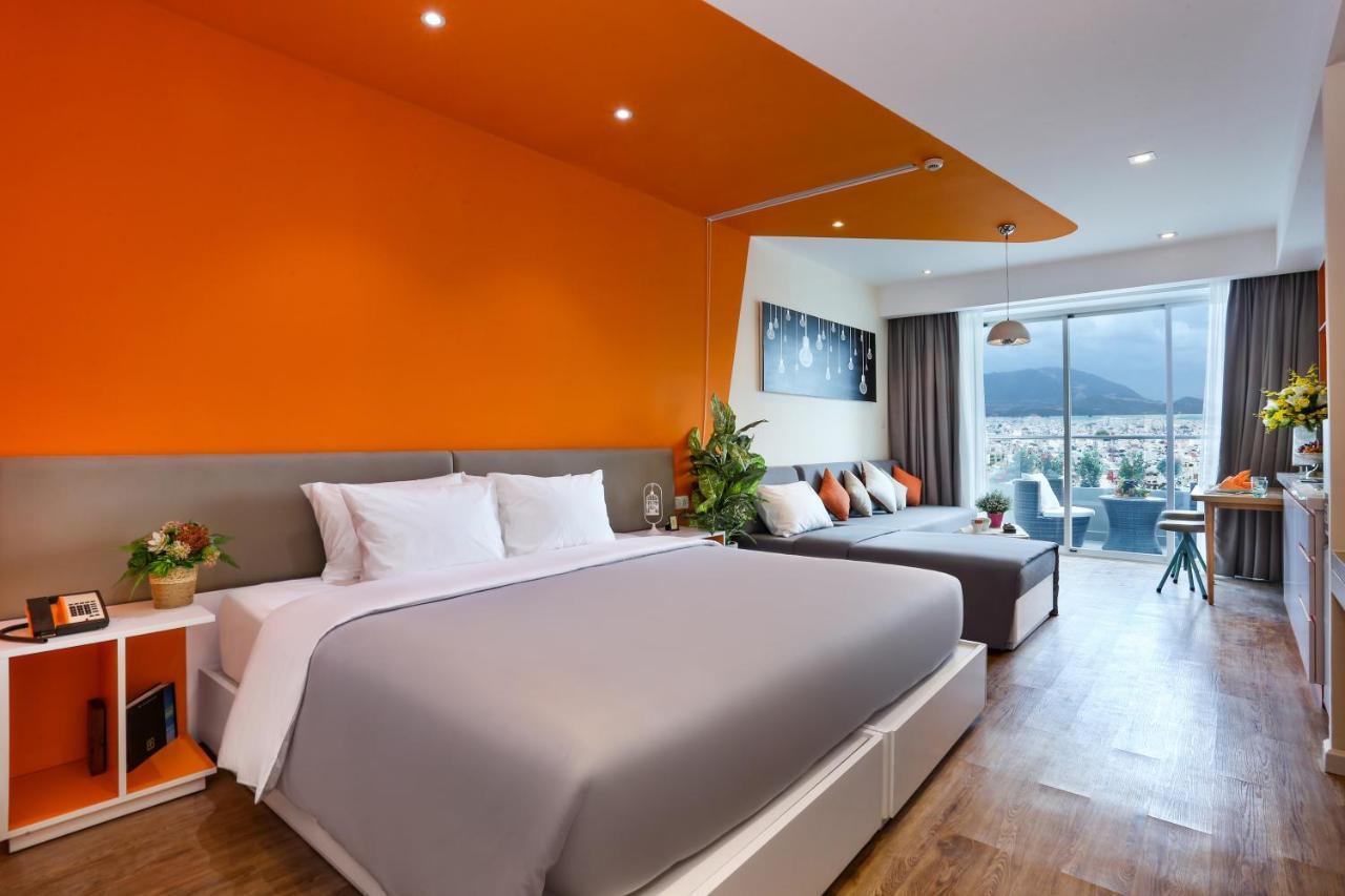 Elite Suite - Ariyana Smartcondotel Nha Trang Esterno foto