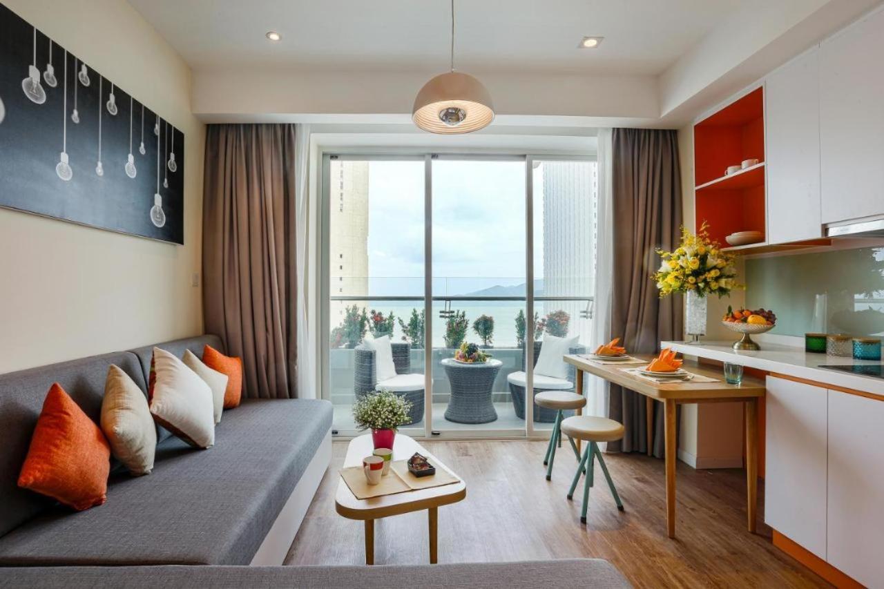 Elite Suite - Ariyana Smartcondotel Nha Trang Esterno foto