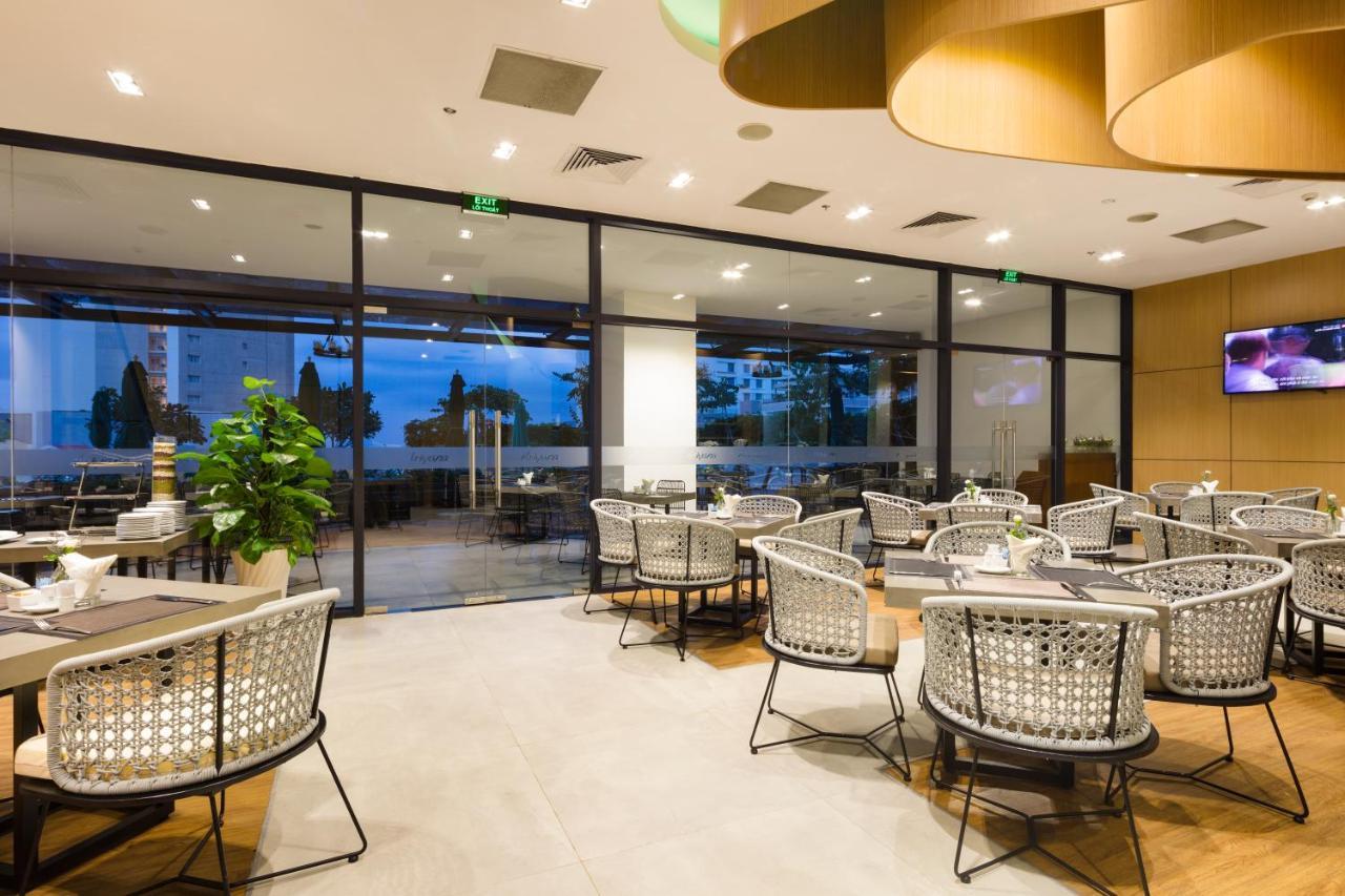 Elite Suite - Ariyana Smartcondotel Nha Trang Esterno foto